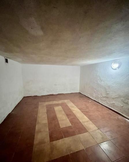 Casa de vanzare Frumusani - Spatiu Comercial la Parter - 25 - 3