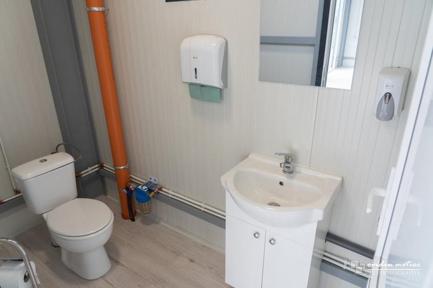 Hala 2022 singur la curte - 5