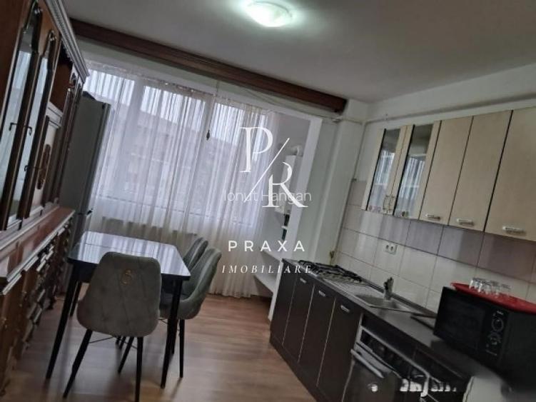 Apartament de inchiriat, 3 camere, parcare, complet mobiliat, strada Florilor!