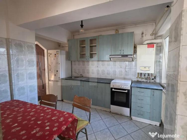 Apartament de vanzare, 69.36 mp, zona Micro 16 - 5