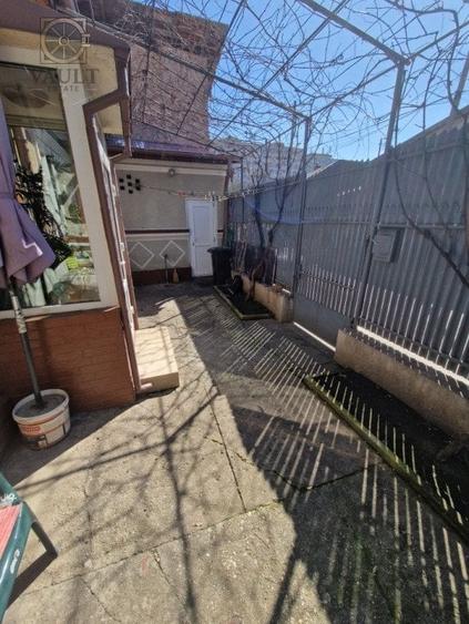 Casa cu 3 camere - Margeanului - 16