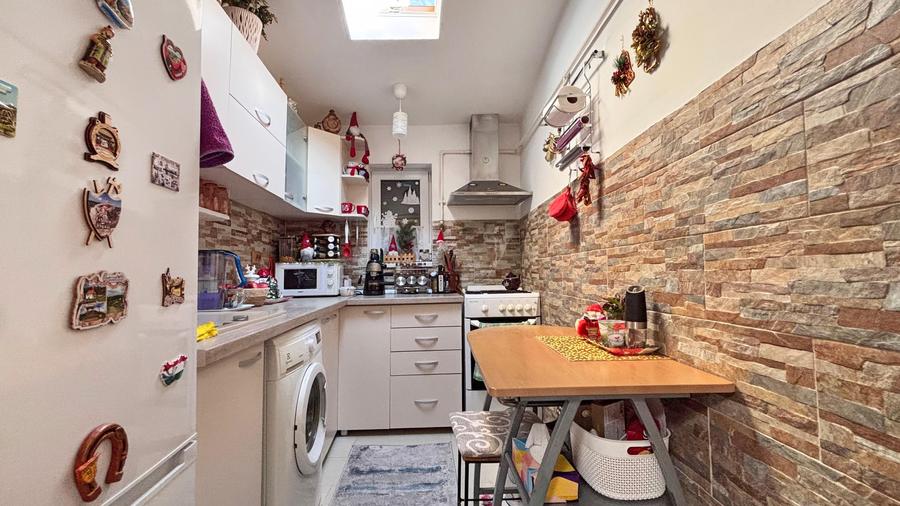 Apartament la casă ultracentral - 2 camere parțial mobilat - 8