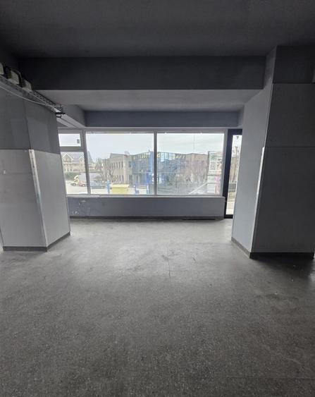 Zona Metrou Dimitrie Leonida spatiu 100 mp vizibilitate buna - 11