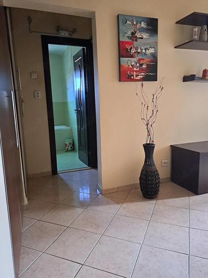 PROPRIETAR, Sarari, Apartament 2 camere, decomandat, et.3 4, - 3