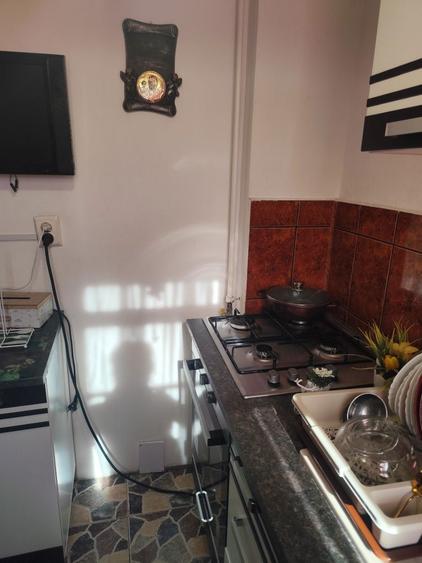 Vand garsoniera pe al crisului - 4