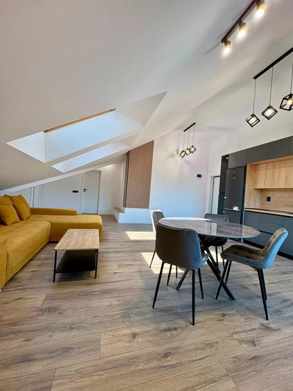 Apartament cu 2 camere semidecomandat în Florești