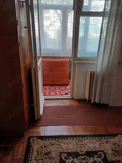 Vand 2 camere zona Orizont ( str.Letea ) - 1