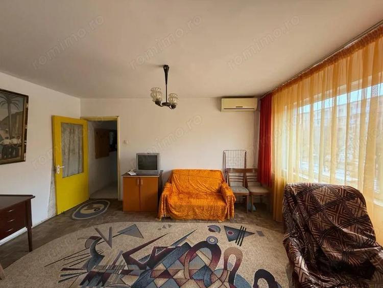 Apartament 2 camere, semidecomandat, 43mp utili, Craiovita noua(Racheta) - 2