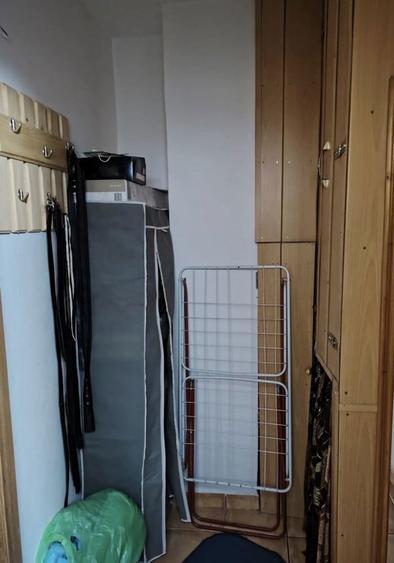 Vand apartamnetu cu 1 camera (gardoniera) contact; +40 748 144 333 - 2