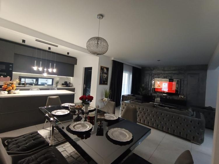 Duplex Dumbrăvița,despărțit prin garaj ,zona Lidl - 7