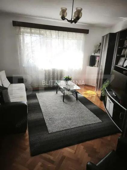 Apartament spa?ios cu 3 camere decomandate Apartament spa?ios cu 3 camere decomandate