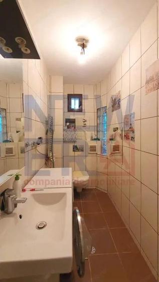 Casa de VANZARE in sector 5 Str. Antiaeriana resedinta sau after school - 18