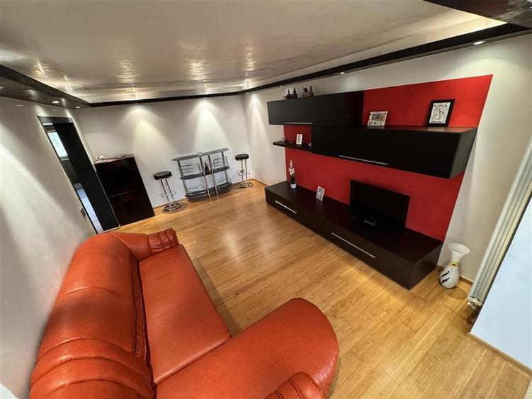 APARTAMENT 2  CAMERE , STRADA BUCEGI - 9