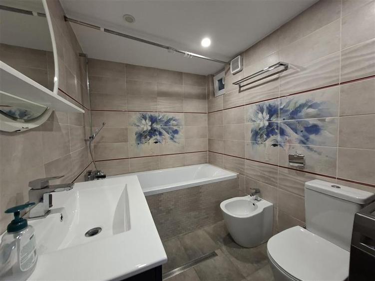 Casa Individuala 6 camere garaj 650 mp Teren zona Piata Cluj - 5