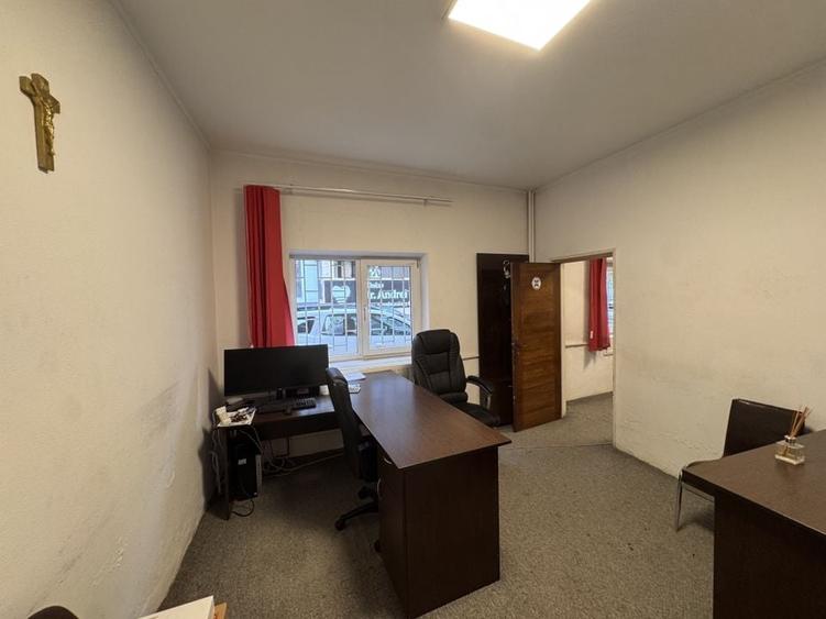 Vilă P+1 | Str. Vlad Județul 55 teren 300m | Birouri sau producție - 10