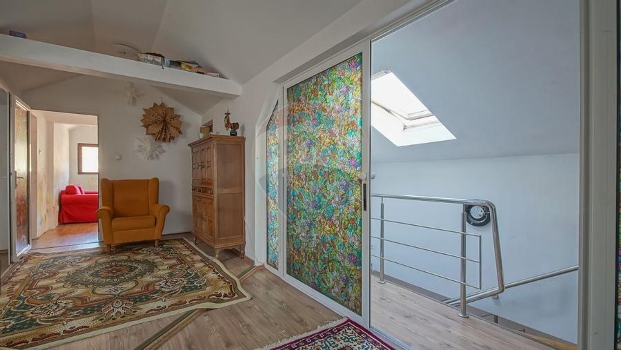 PODUL LUI GRID 13 | CASA 4 CAMERE CU DOUA BAI SI PRIVELISTE | SCHEI - 24