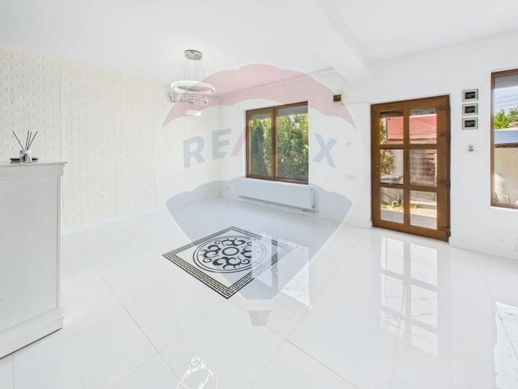 Casa / Vila cu 4 camere de vanzare in zona Est - 3