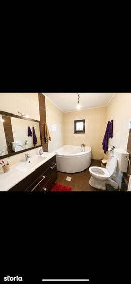 Proprietate exclusivista langa lac spa?iu ?i un stil de via?a aparte - 15