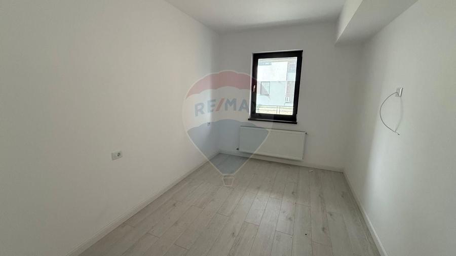 Apartament de închiriat Cuza Vodă  cu loc de parcare - 3
