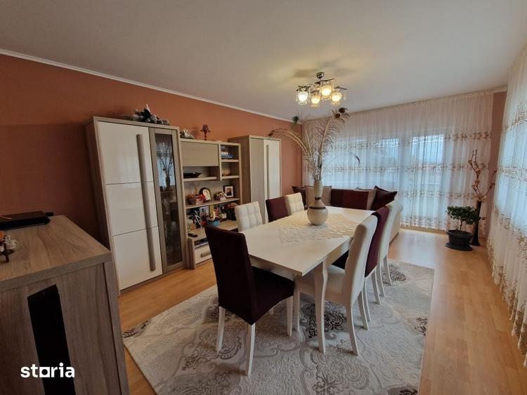 Casă cu 4 camere cu Teren 325 Mp în Central