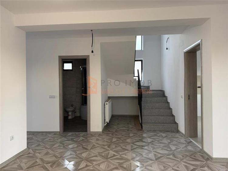 Exclusivitate! Casa tip P+1E+Pod zona Stalpu - 12