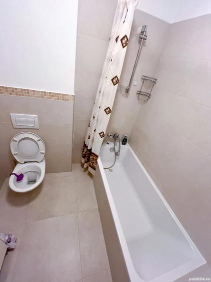 persoana fizica vand apartament pe bulevardul 21 decembrie - 5