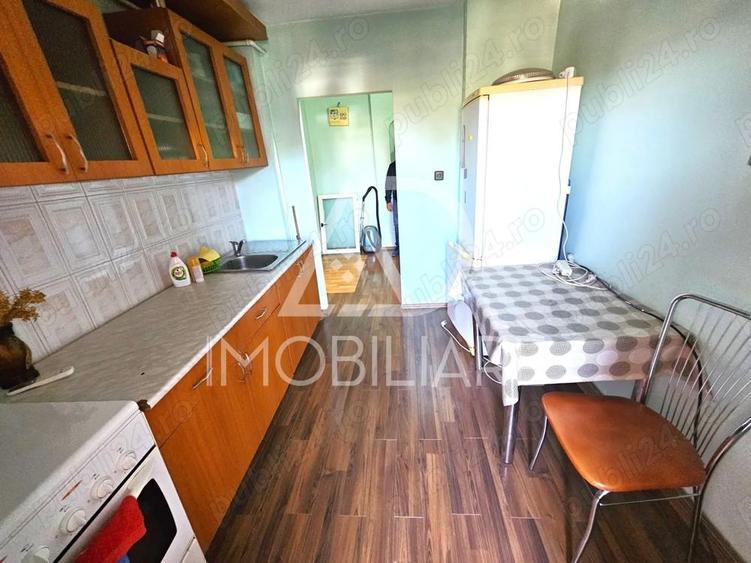 Apartament 2 camere de inchiriat, zona 8 Mai - 6
