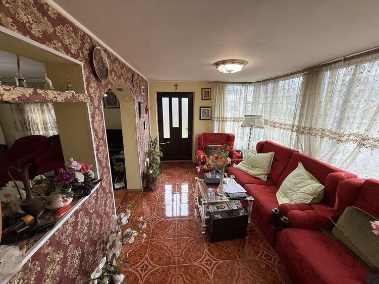 Casă corp C1 84mp + casă corp C2 51mp+garaj+ grădină și teren 889mp - 2