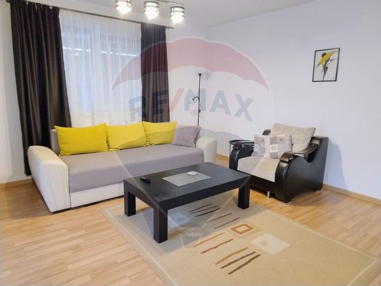 Duplex modern de inchiriat  cu 5 camere in Floresti - 1