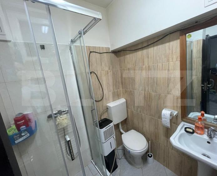 Oportunitate! Imobil la curte comuna, 6 camere, 136 mp, zona str HOREA ! - 8