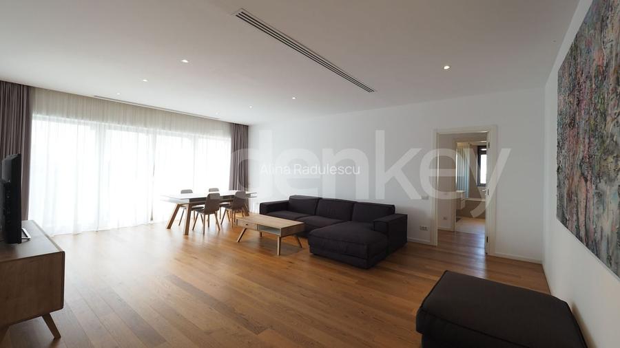 Apartament cu 3 camere semidecomandat, mobilat în Herăstrău