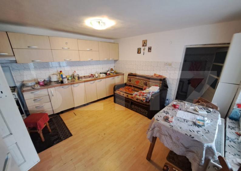 Vand casa cu teren generos Halchiu, aproape de Bra?o - 8