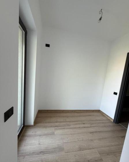 VILA P+1+M 5 CAMERE 4 BAI - 16