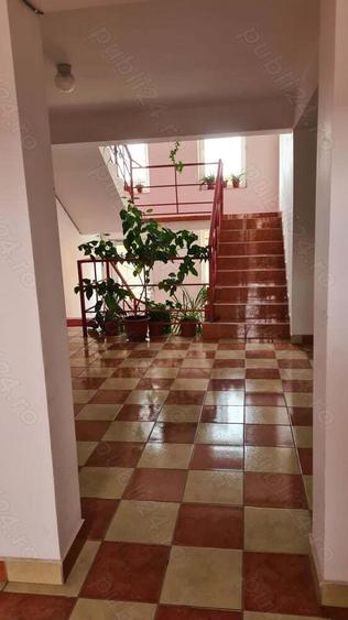 Apartament de vinzare, Reghin,str.viorilor , Pret 86 000 E negociabil . - 3