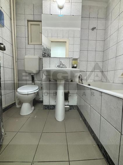 Spatiu de birou, 2 cai acces, terasa, zona Big - 9