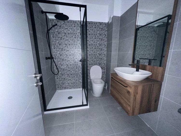 Garsoniera spatioasa,centrala proprie,incalzire in pardoseala,Metrou-Aparatori - 5