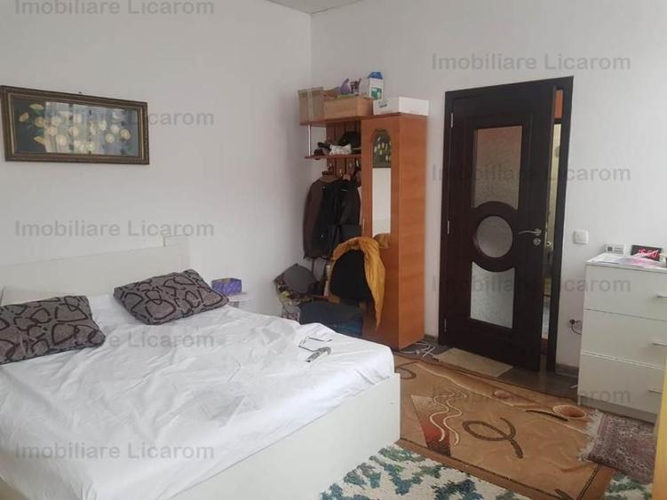 Corp de casa Blumana, zona str Lunga,curte,pod,beci. - 1