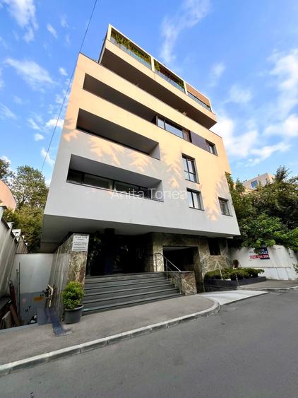 Apartament premium 3 camere de închiriat – Strada Rahmaninov – zonă exclusivista