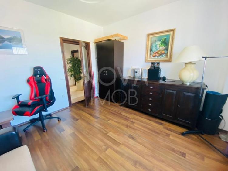 Apartament de inchiriat 3 camere, balcon, garaj, Zona Sub Arini - 9