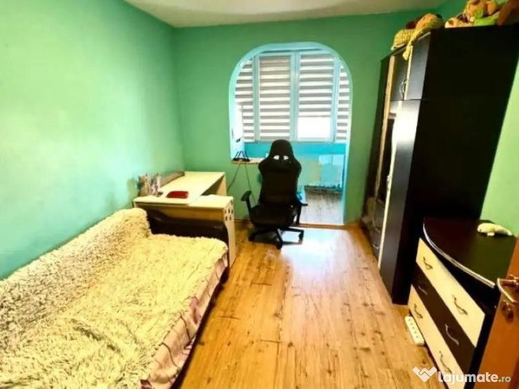 Apartament 3 camere decoamandat- zona Calea Bucuresti. - 7