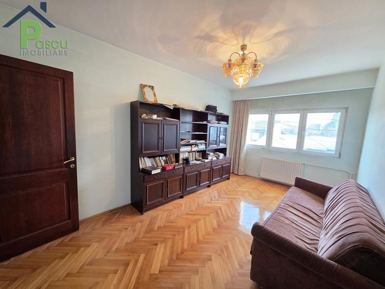 Vila Brancoveanu, Alunisului, S+P+1+M, 311 mpu, teren 200 mp, garaj - 9