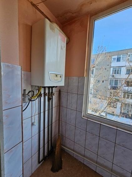 Garsoniera confort 1 ,etaj 2, in apropiere de liceul Nenitescu , 30 mp - 3