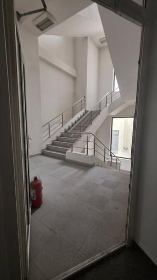 Spatiu comercial/cladire birouri in centrul Timisoarei - 15