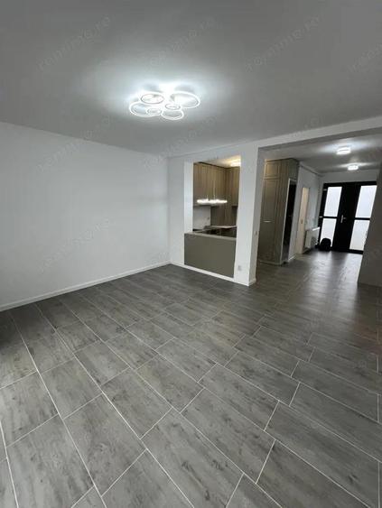 Vand casa moderna pe parter-suprafa?a construita de 55 m - Suprafa?a teren: 150m - 4