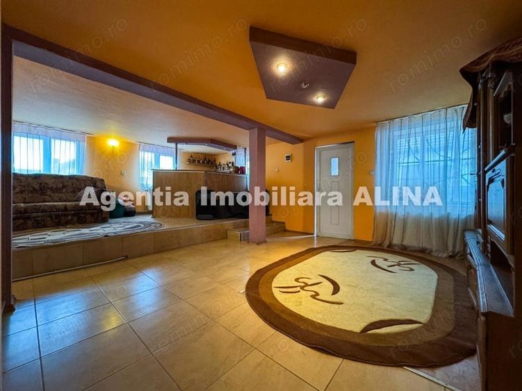 Casă cu 4 camere în Central