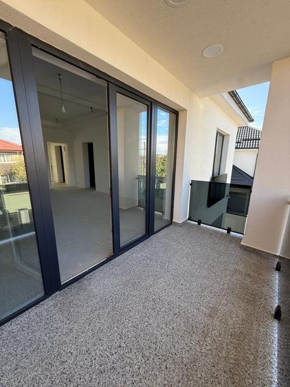 VILA 5 CAMERE - FINISAJELE INCLUSE IN PRET - PIPERA - GRADINA - COMISION 0% - 9