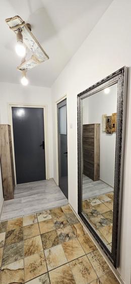 Apartament Renovat 2 Camere - 55mp Decomandat Etaj 3/4 - 3