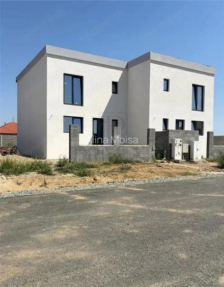 Duplex modern - personalizare interioara - toate utilitatile