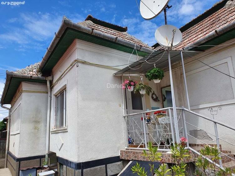 Vand casa centru Turda