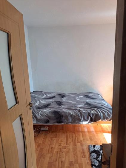 Persoana fizica, inchiriez garsoniera , Cluj, Manastur, str Almasului, et 1 din 4, mobilata si utila - 5